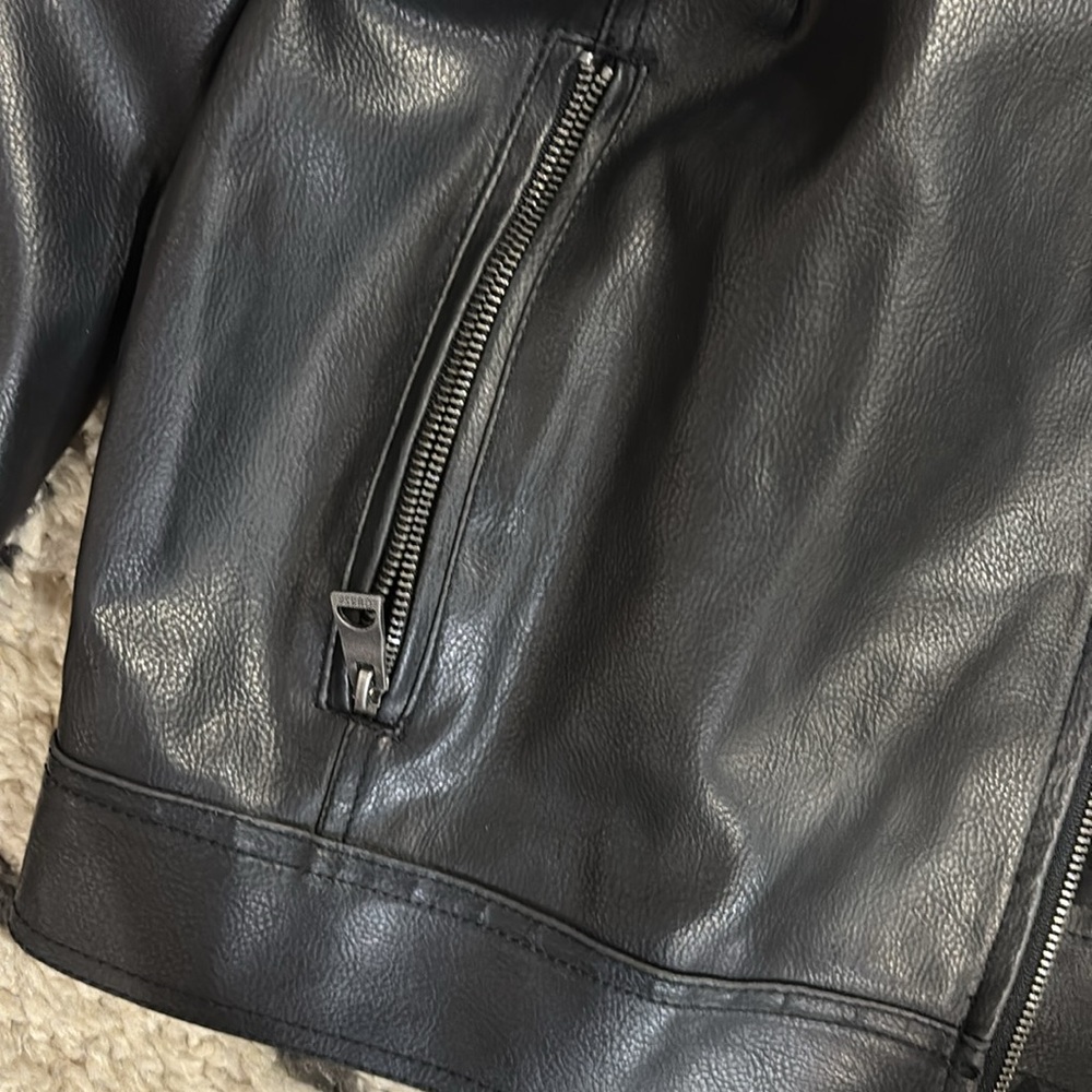 GUESS Coat Moto Jacket Quilted Lining Removable Hood Sz M PERFECT COND!! - Picture 5 of 10